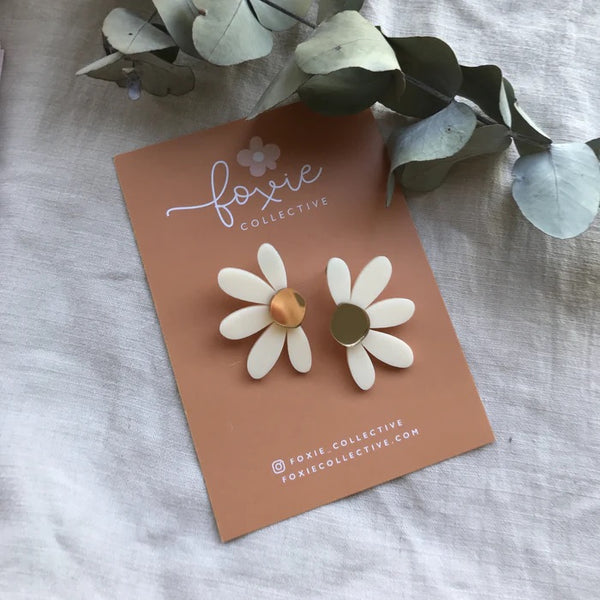 Jumbo Daisy Stud Earrings -  Cream + Gold