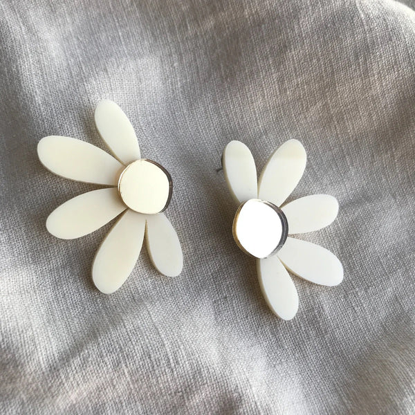 Jumbo Daisy Stud Earrings -  Cream + Gold