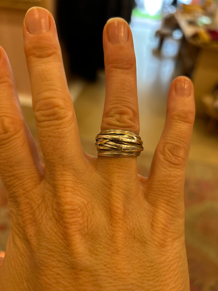 Nest Ring