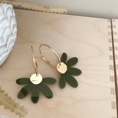 Jumbo Daisy Hoops Earrings | Olive + Gold