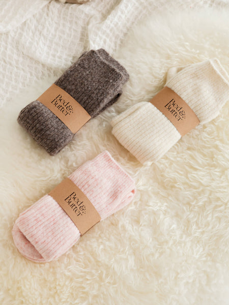 The Comfiest Socks - Cream: S/M