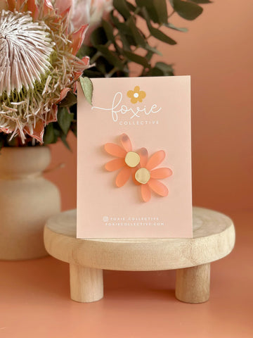 Jumbo Daisy Stud Earrings - Frosted Pink + Gold