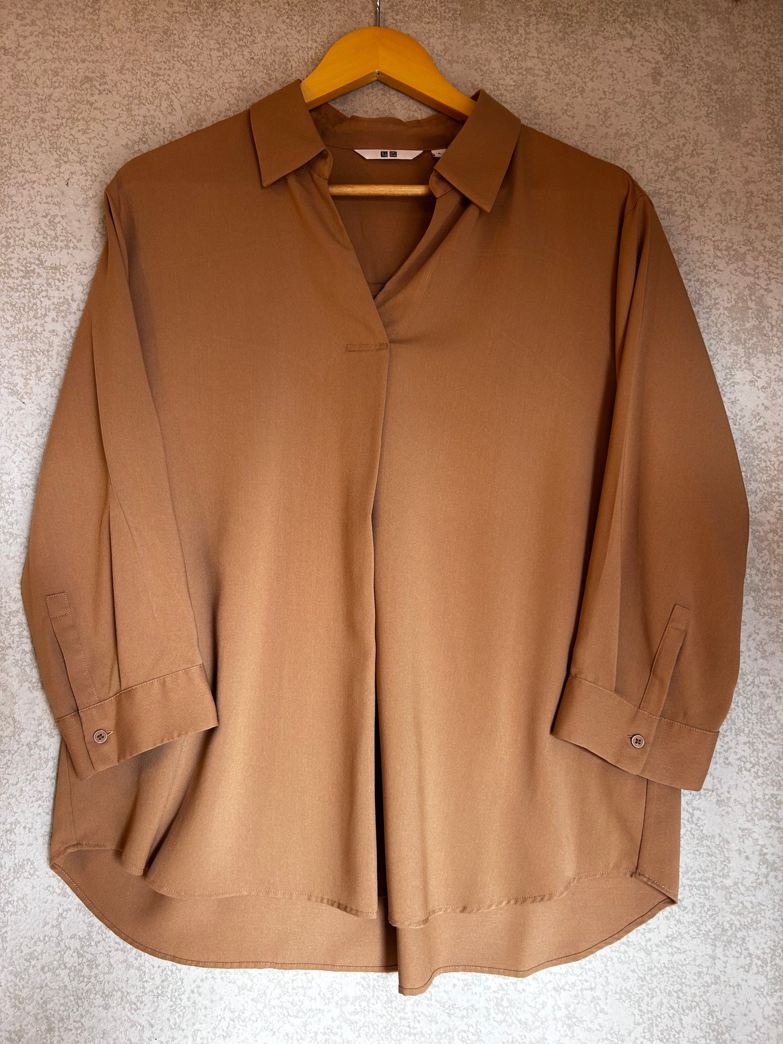 Uniqlo Shirt - Size L