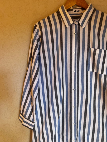 Shirty Classic Dress - Size XL
