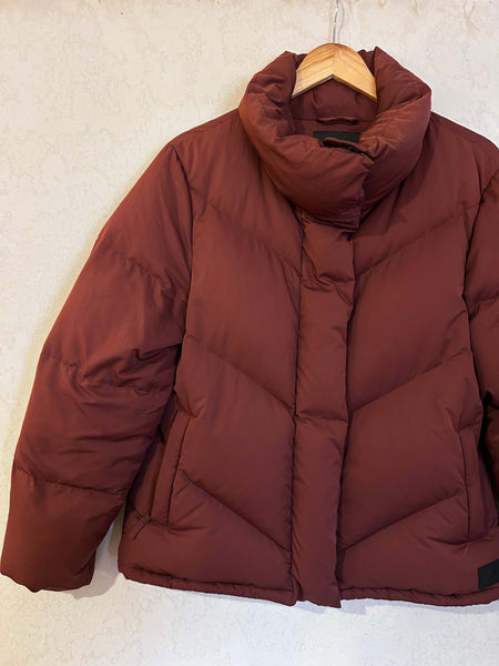 Macpac Puffer - Size 10