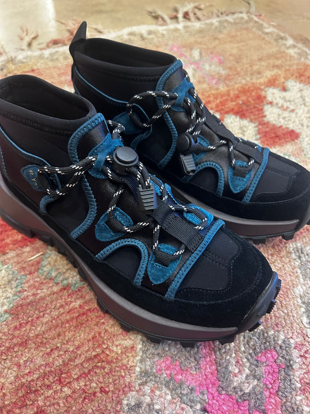 Radical Yes Runners - Size 38