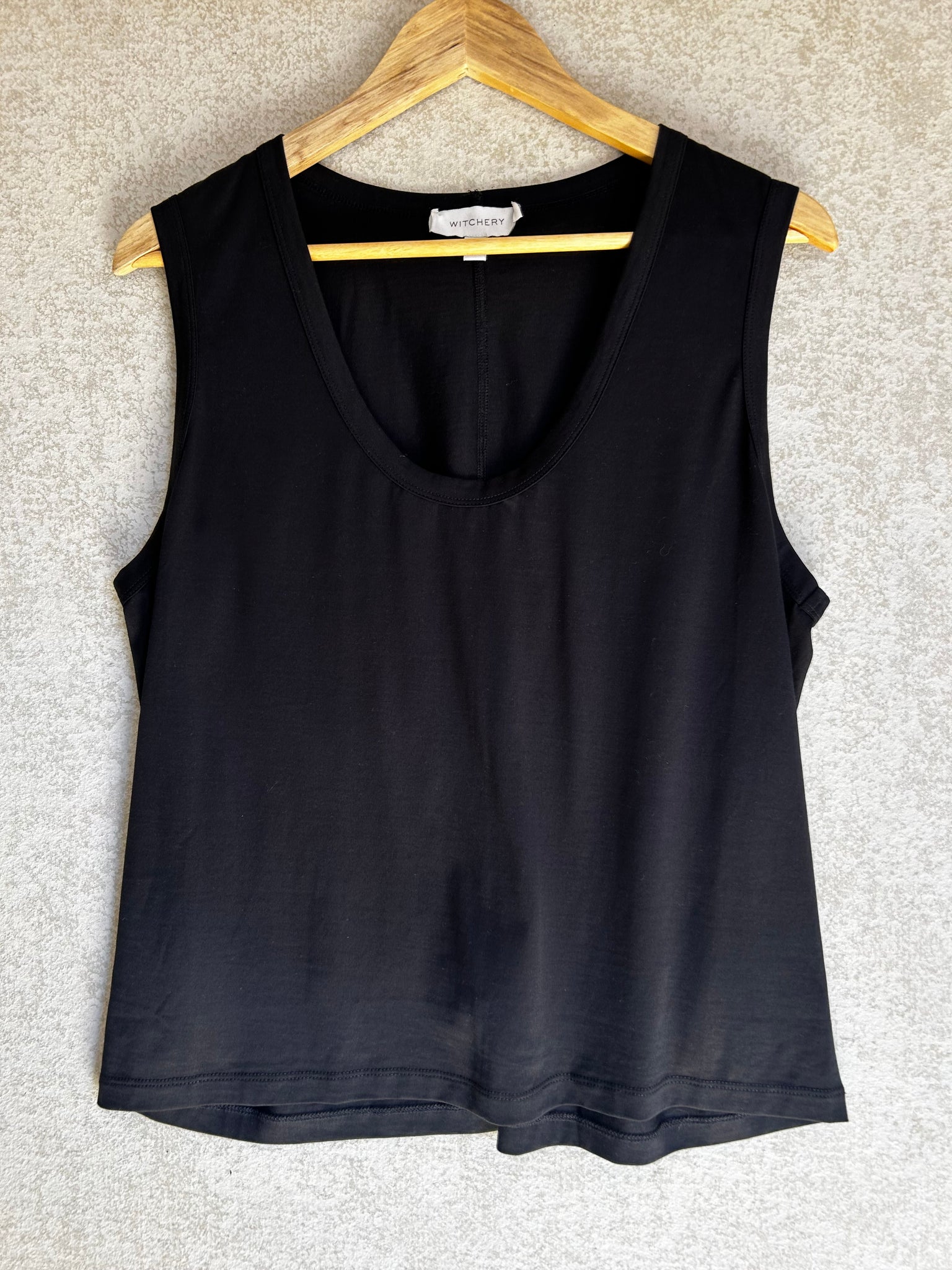 Witchery Basic Top - Size XL