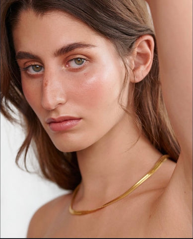Aestas Oditi Herringbone Chain Necklace
