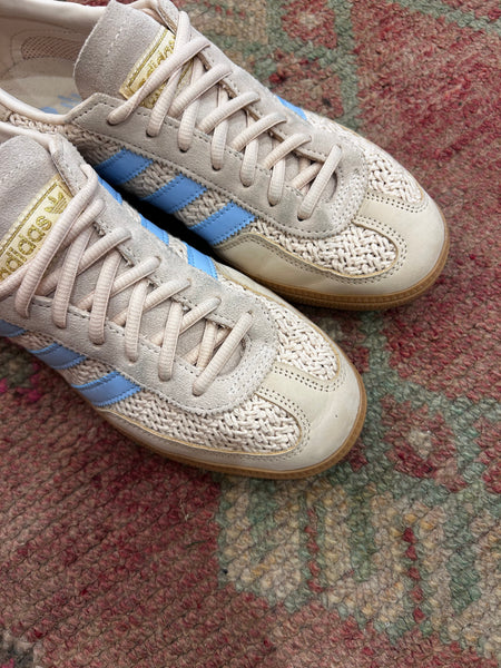 Adidas Runner - Size 40 2/3
