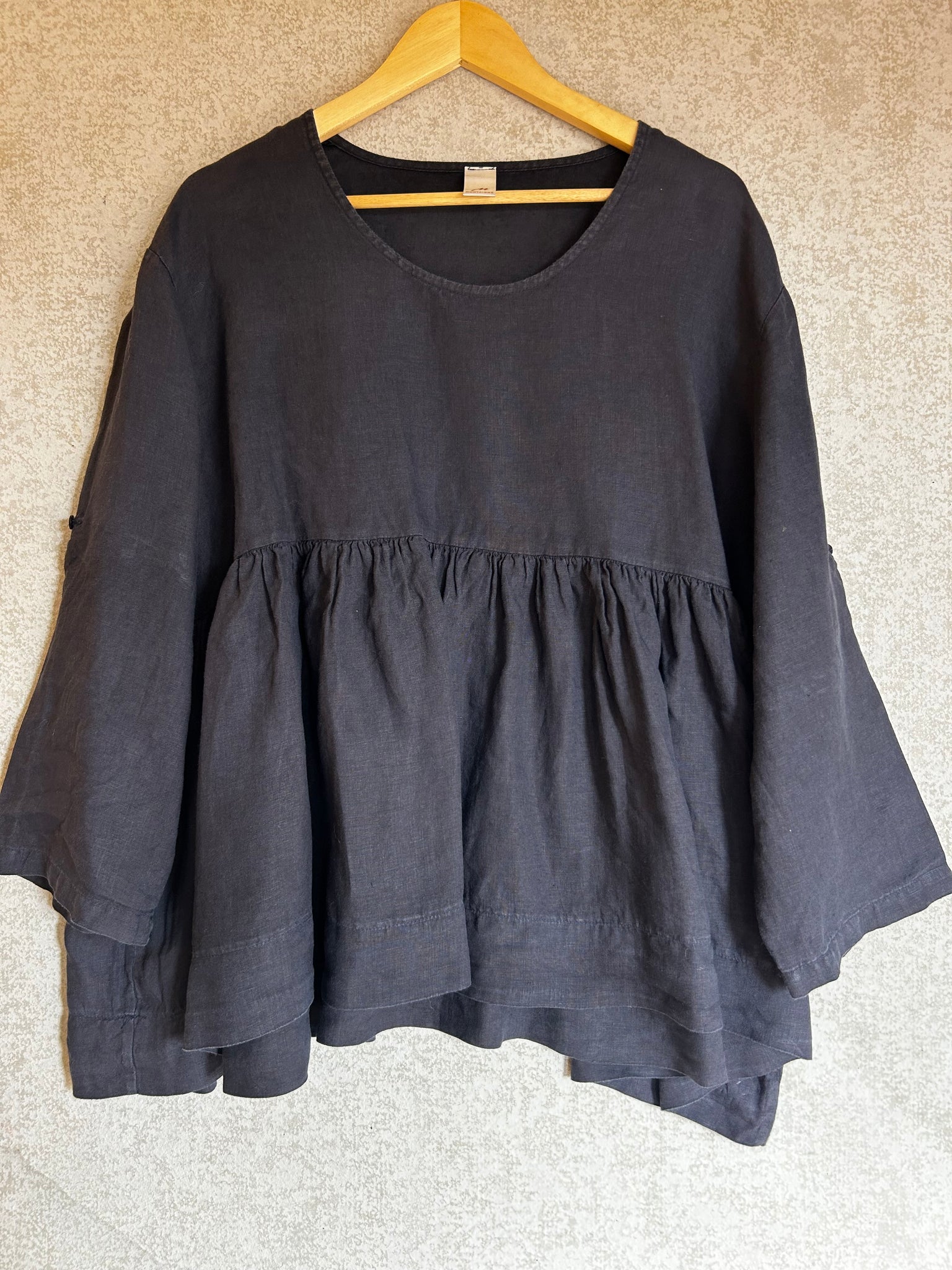 Montaigne Linen Blouse - Free Size