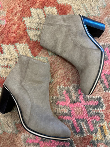 Zoe Kratzmann Boots - Size 38