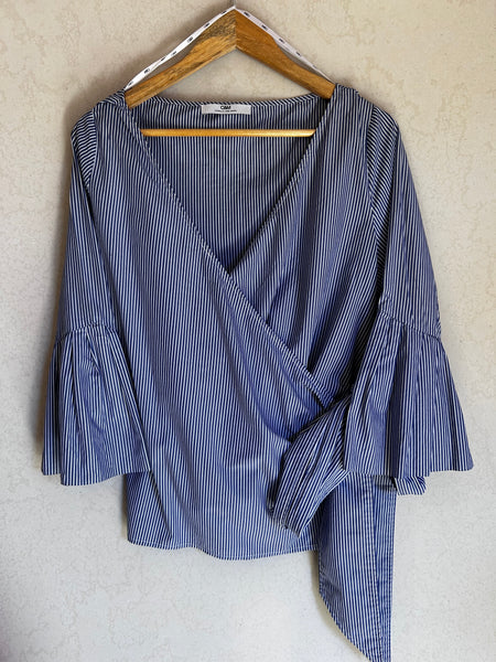 Camilla & Marc Wrap Top | Size 12