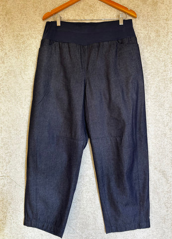 Valia Barrel Pants - Size L