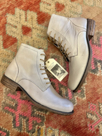 EOS Leather Boots - Size 38 New