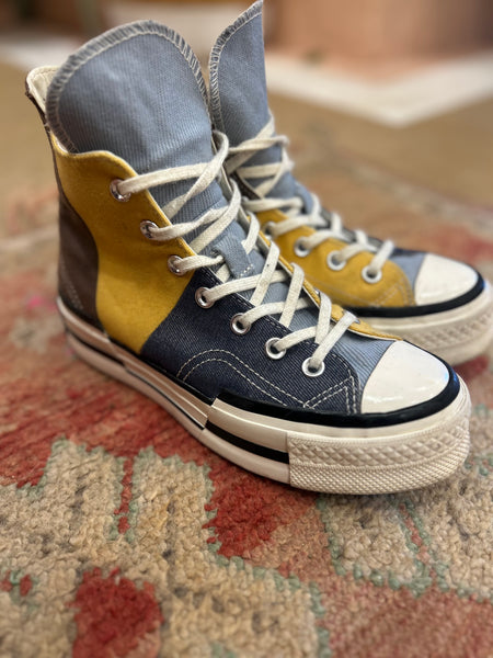 Converse Shoes - Size 5
