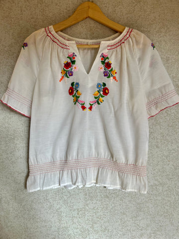 Vintage Embroidered Top Size M