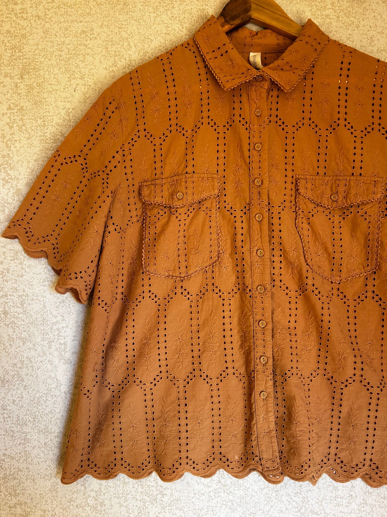 Kivari Shirt - Size 16