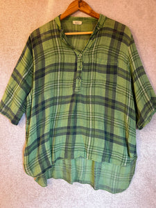 Italian Star Plaid Top - Size L