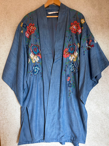 Zara Embroidered Kimono - size M