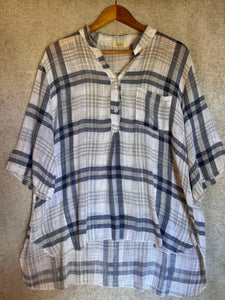 Italian Star Shirt - Size M