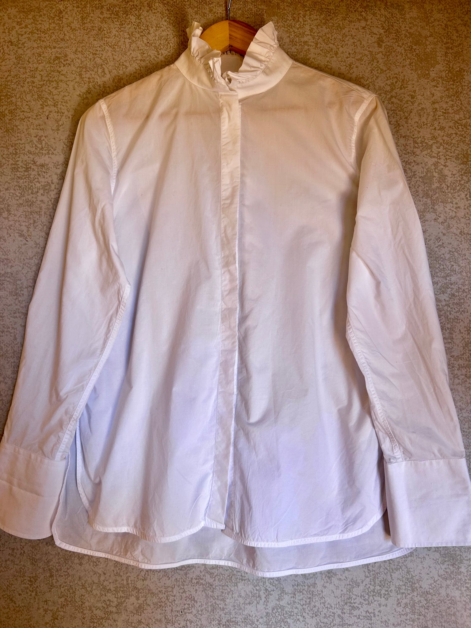Scanlan Theodore Shirt - Size 10