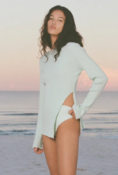 Zulu Zephyr Ribbed Top - Size 12