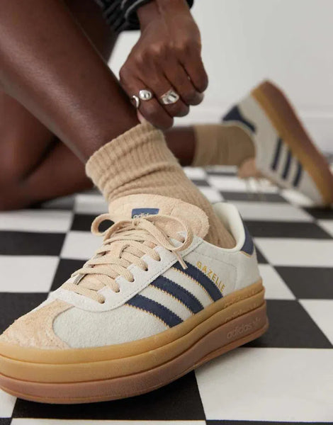 Adidas Gazelle Runners - Size UK 7