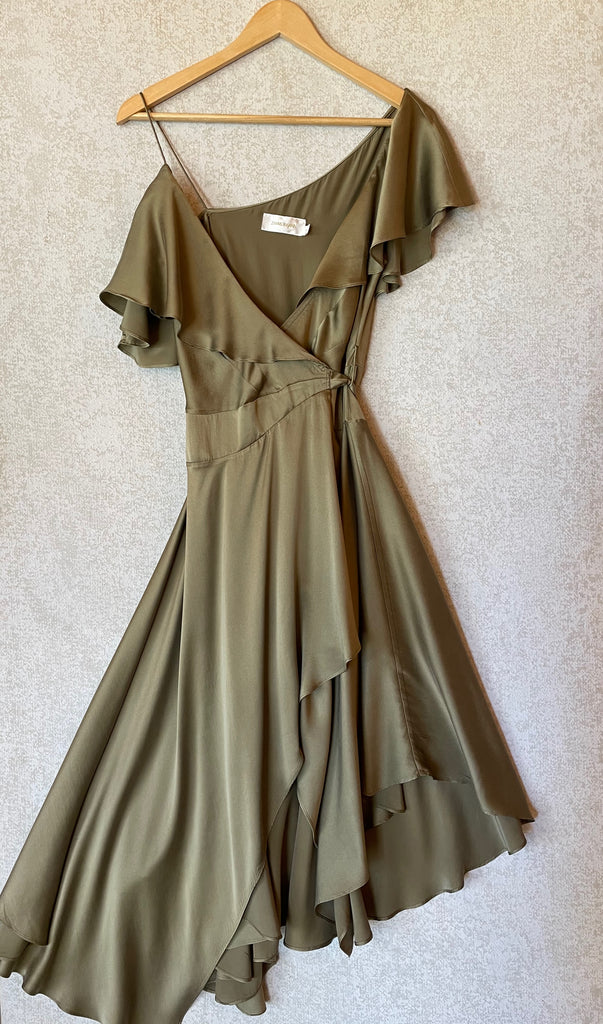zimmermann green wrap dress Zimmermann Silk Wrap Dress Green Zimmermann Silk Wrap Mini Dress Clover (Size 8/12) Goldie's